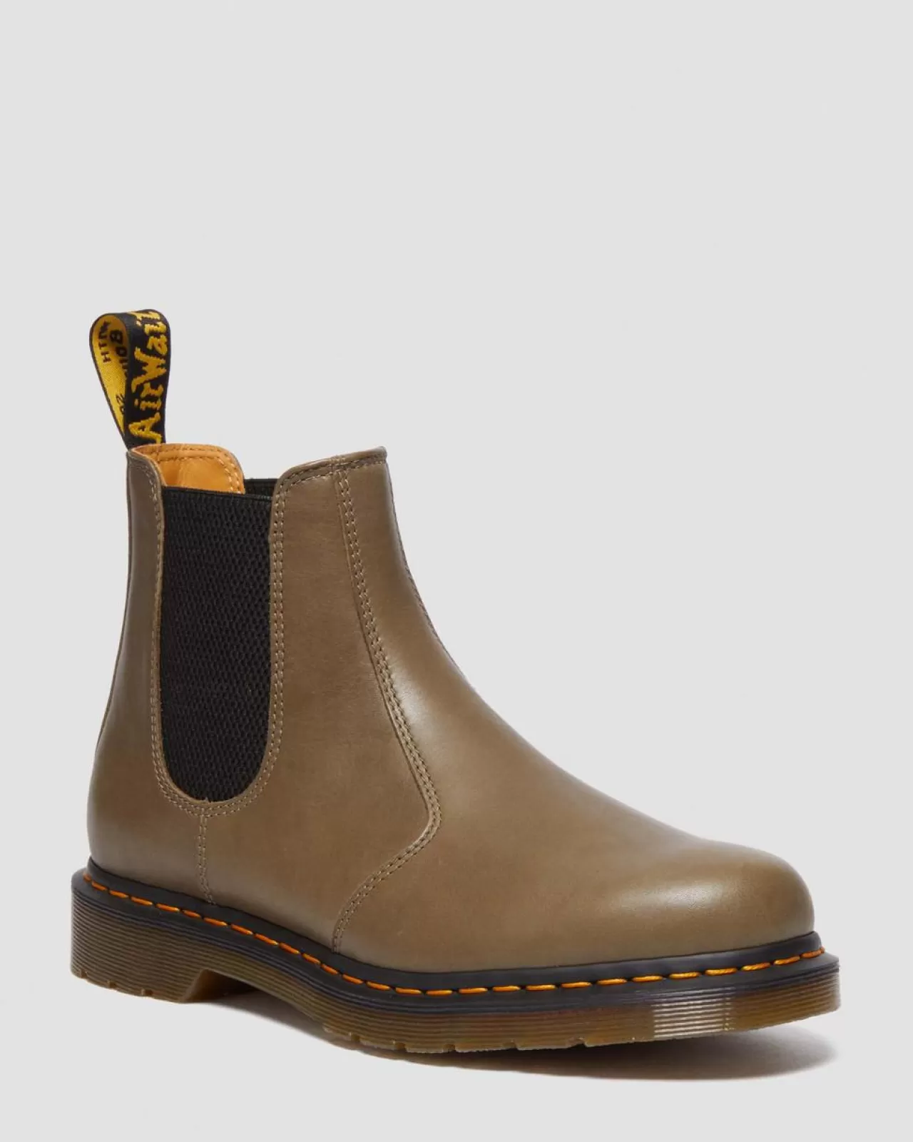 Sale | Originals^Dr. Martens 2976 Carrara Leather Chelsea Boots Olive — Carrara