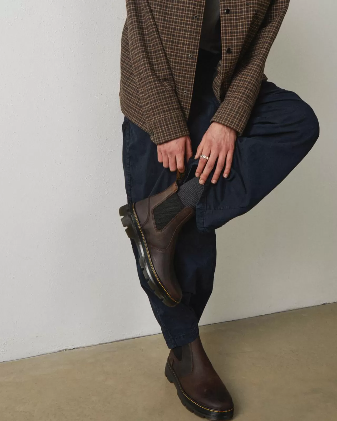 Chelsea Boots | Casual Boots^Dr. Martens Embury Crazy Horse Leather Casual Boots Brown — Crazy Horse