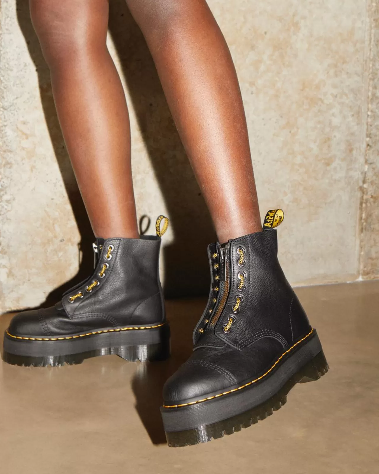 Platform Boots | Ankle Boots^Dr. Martens Sinclair Max Pisa Leather Platform Boots Black — Pisa