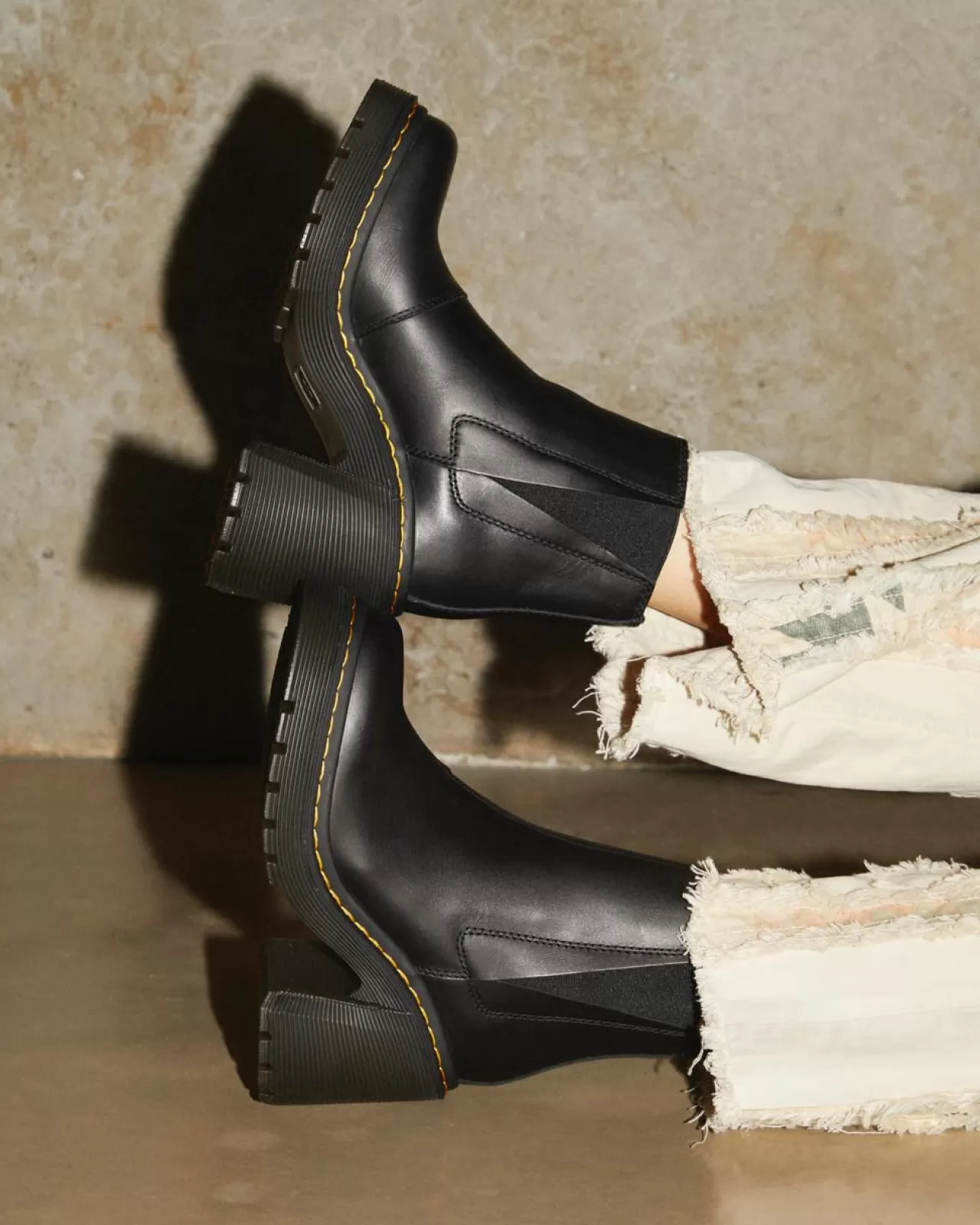 Heeled Boots | Chelsea Boots^Dr. Martens Spence Leather Flared Heel Chelsea Boots Black — Sendal