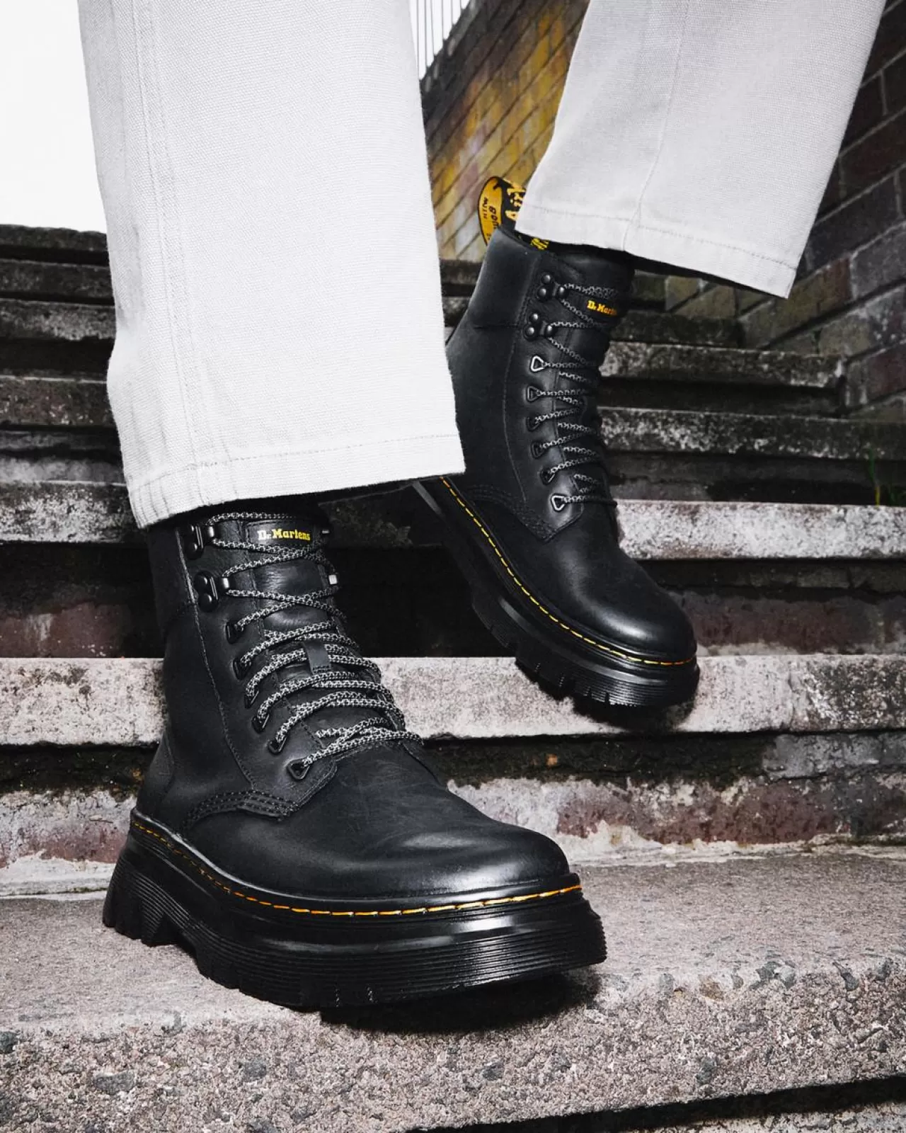 Sale | Casual Boots^Dr. Martens Tarik Wyoming Leather Utility Boots Black — Wyoming