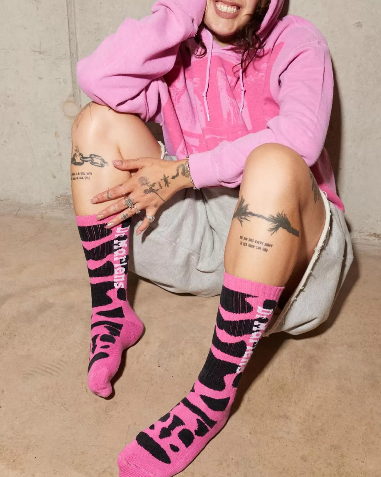 Socks | Accessories^Dr. Martens Vertical Logo Cow Print Cotton Blend Socks THRIFT PINK — Cotton Blend